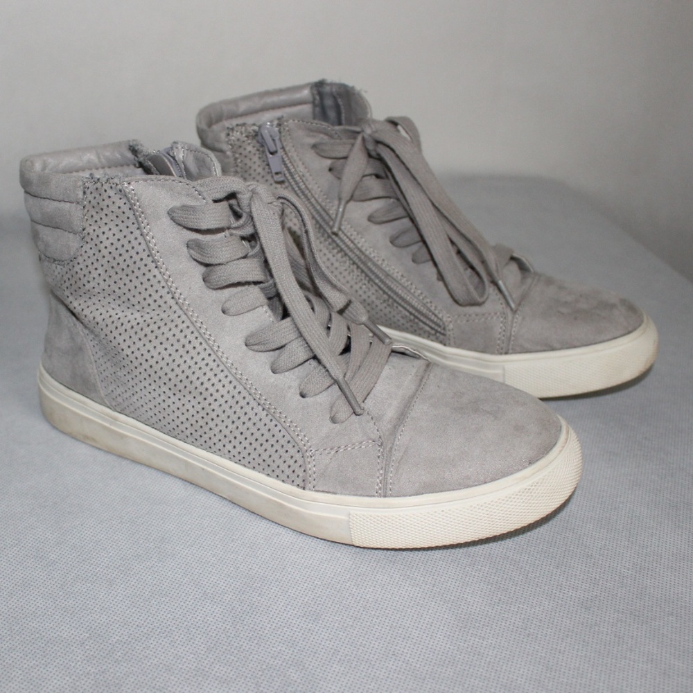 Steve Madden Tan Sneakers